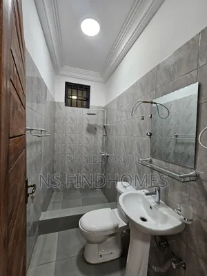 1bdrm Room & Parlour in Parakou Estate for rent