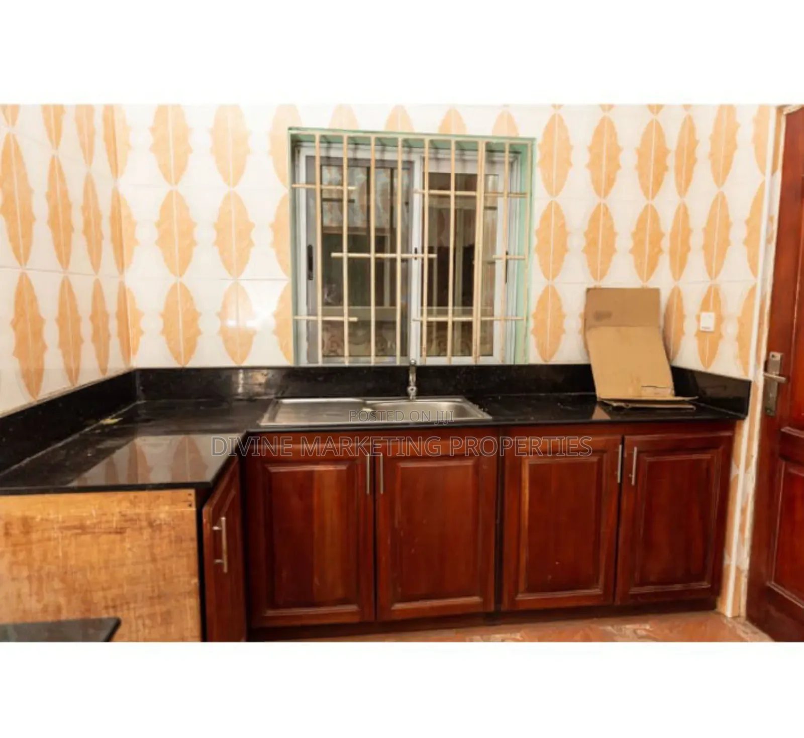 12bdrm House in Before Red Top,, Accra Metropolitan for sale