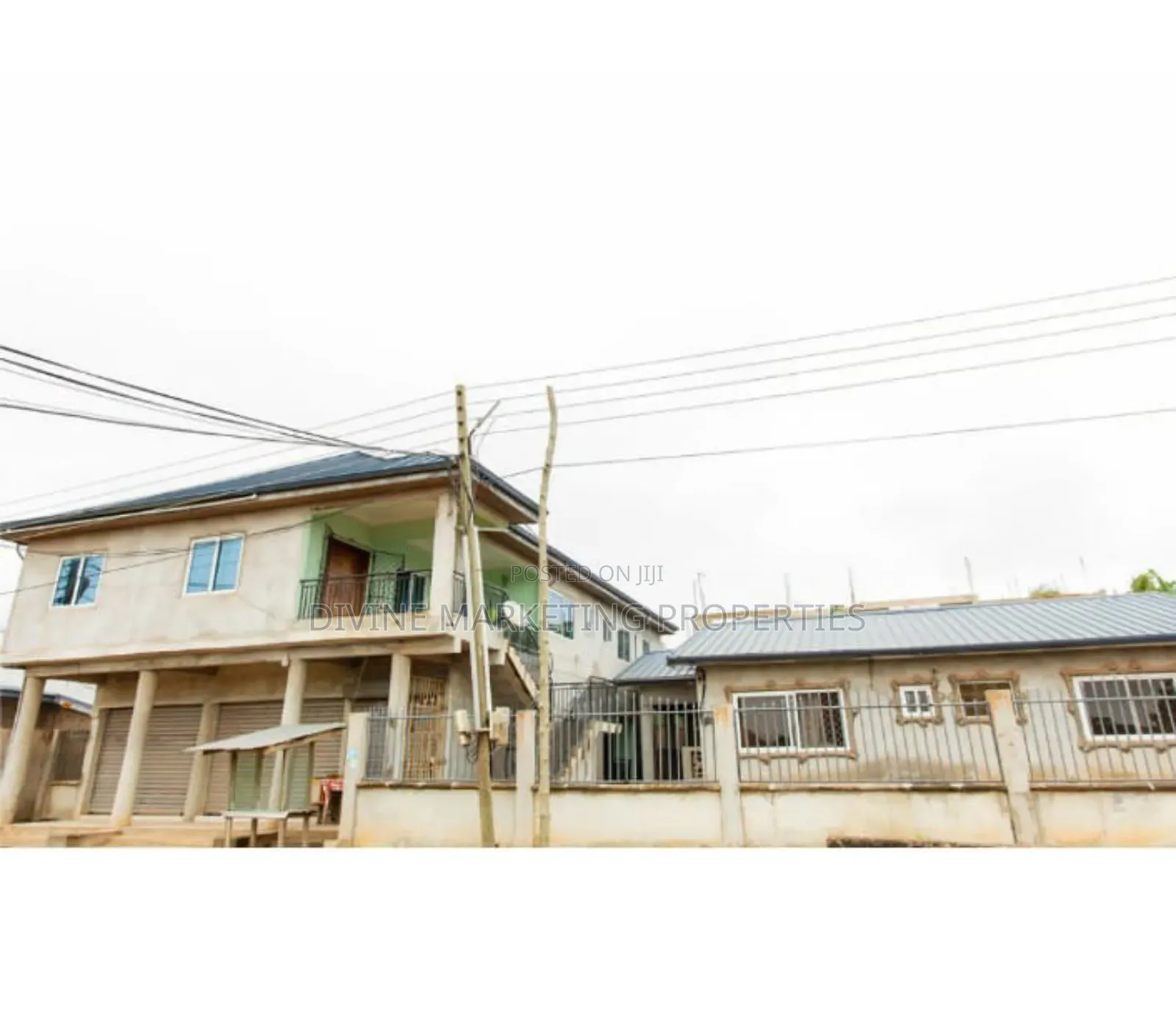 12bdrm House in Before Red Top,, Accra Metropolitan for sale