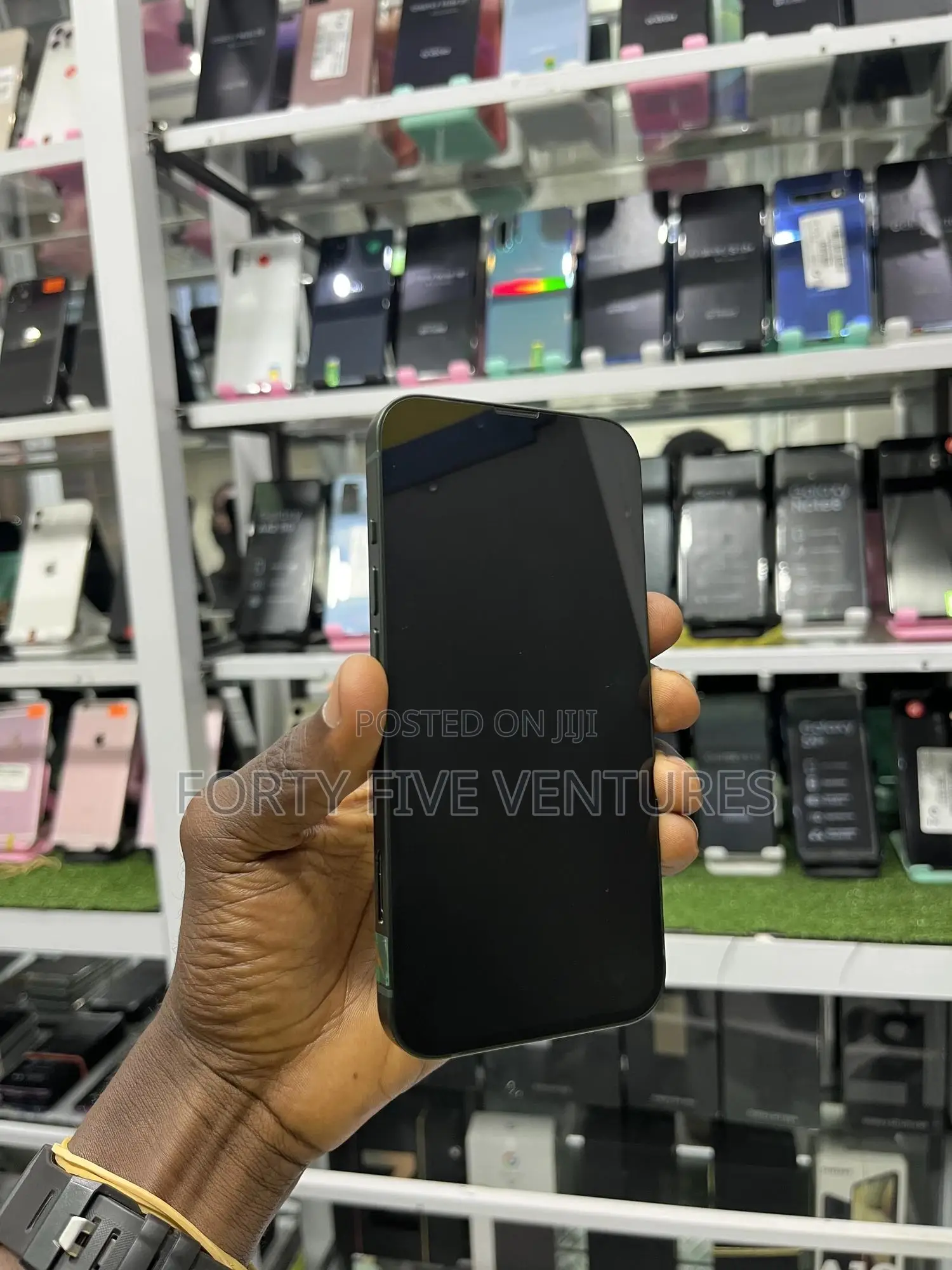 New Apple iPhone 13 128 GB Green