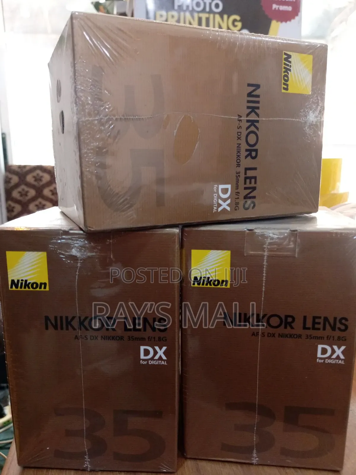 Nikon 35mm/F1.8 Lens