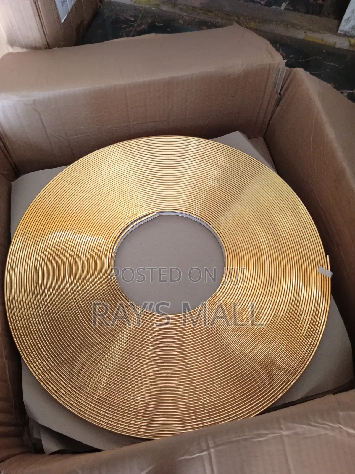 Gold Ring for Photo Frames