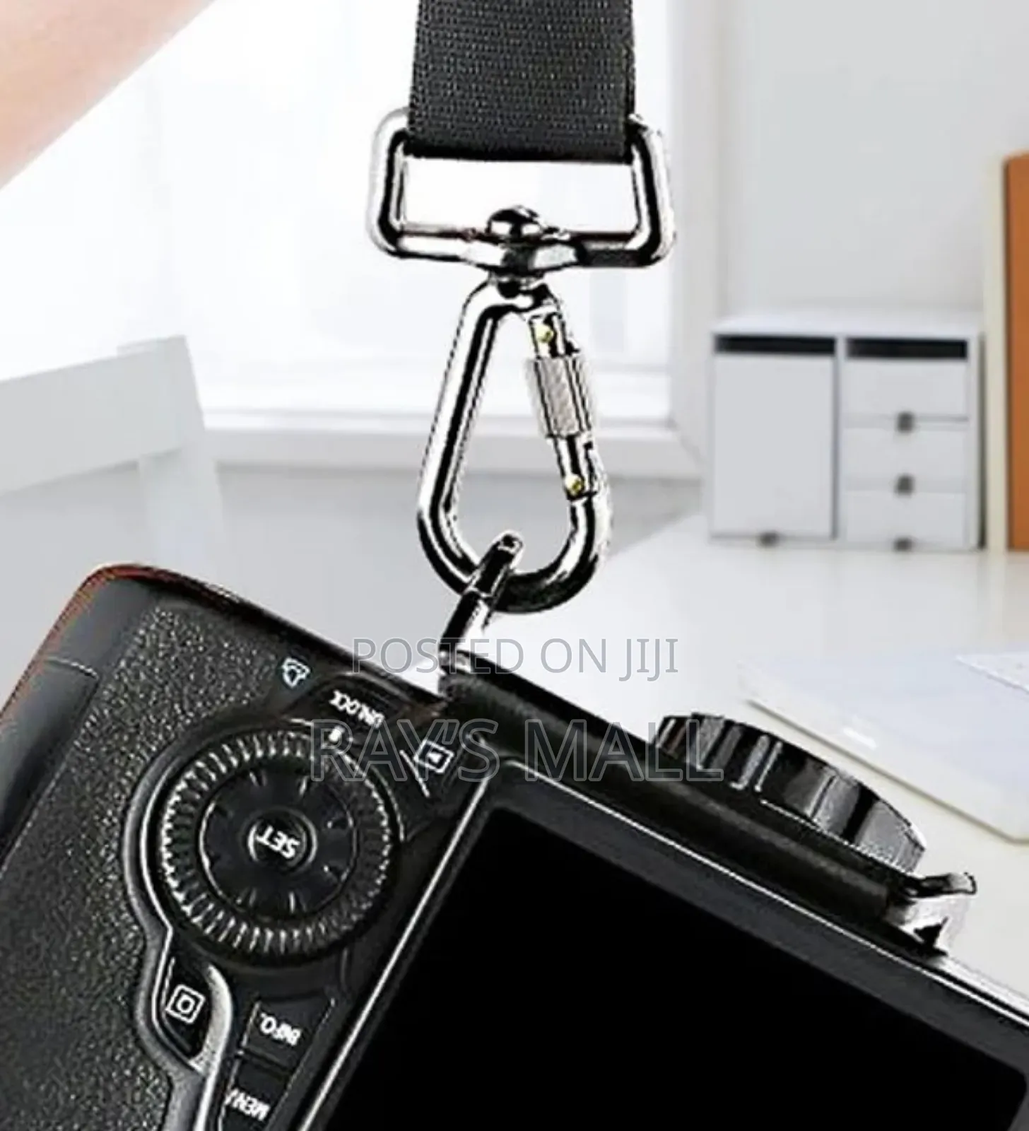 Single Camera Strap