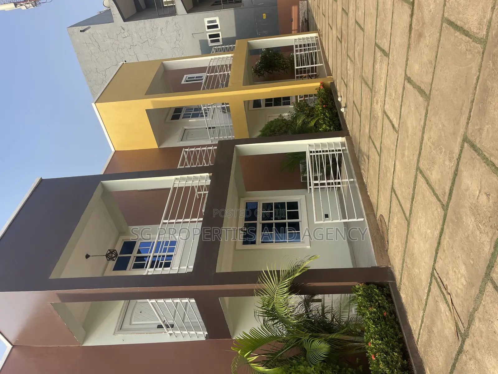 2bdrm Townhouse / Terrace in Tseaddo, Airport Residential Area