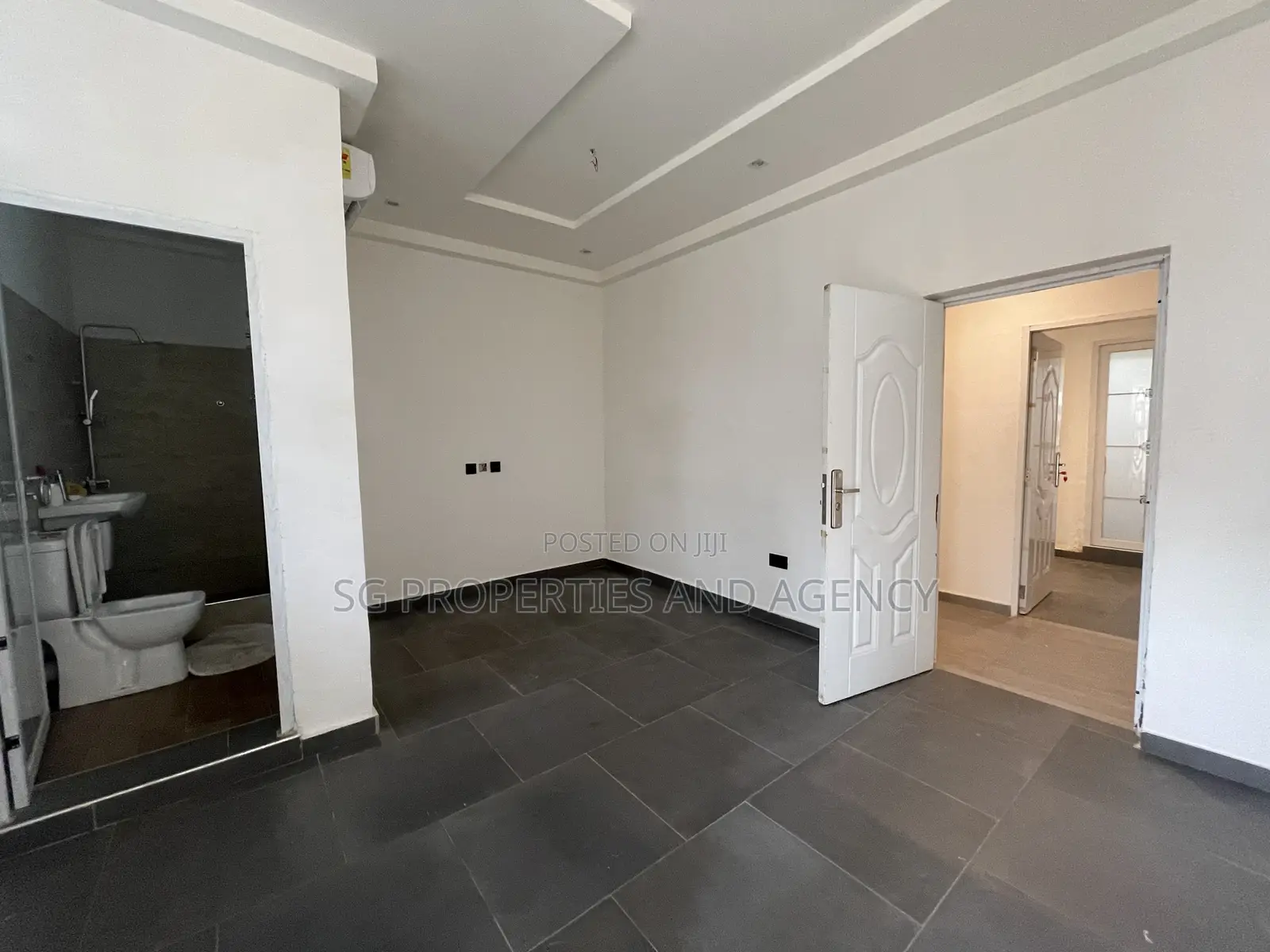 2bdrm Townhouse / Terrace in Tseaddo, Airport Residential Area