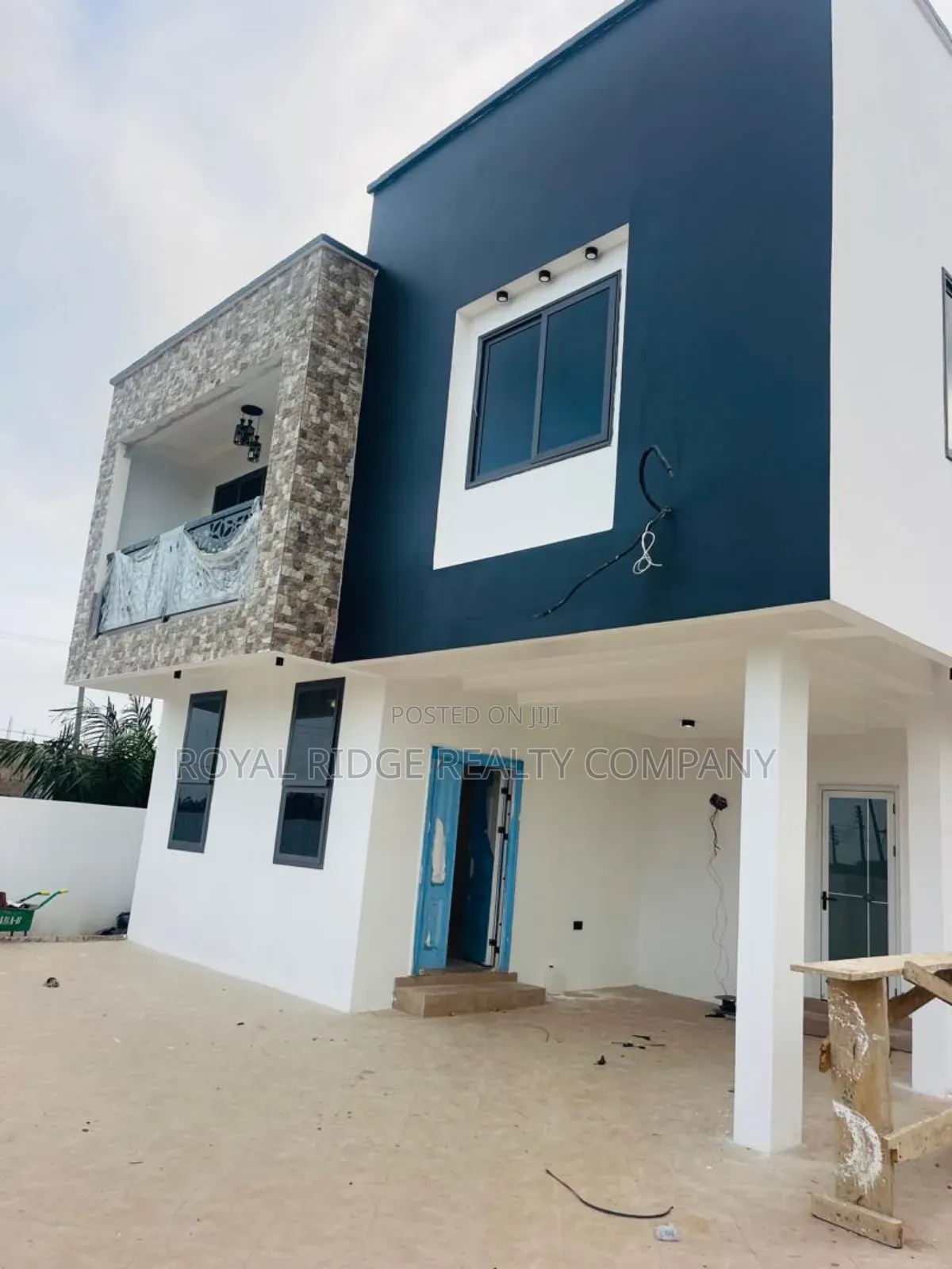 3bdrm House in Spintex Around, Accra Metropolitan for sale