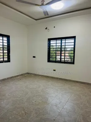 3bdrm House in Spintex Around, Accra Metropolitan for sale