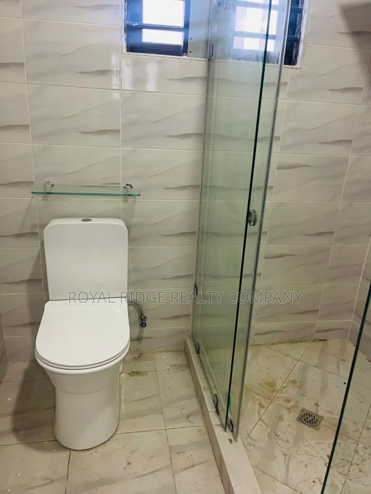 3bdrm House in Spintex Around, Accra Metropolitan for sale