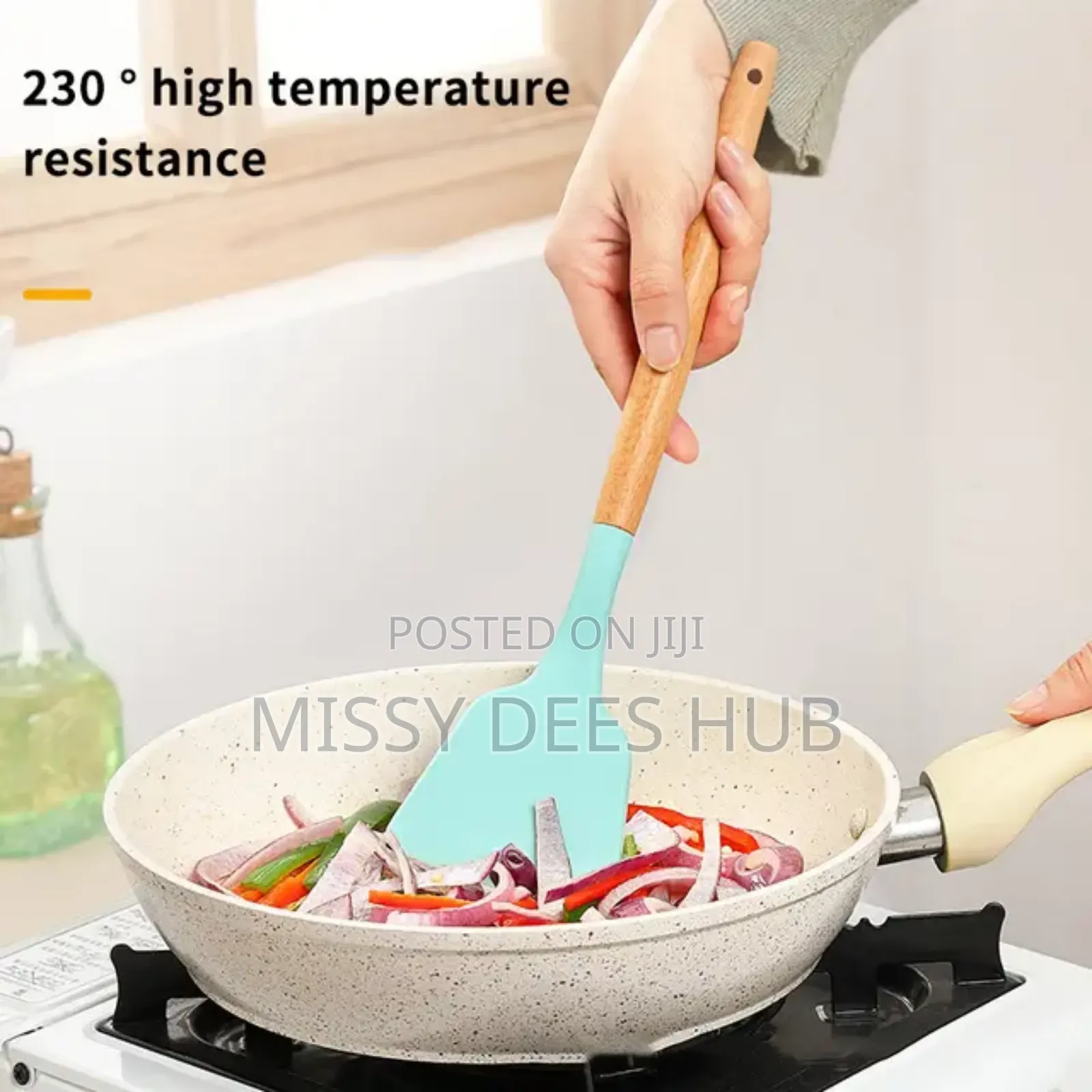 Silicone Kitchen Set With Knives and Cutting Board