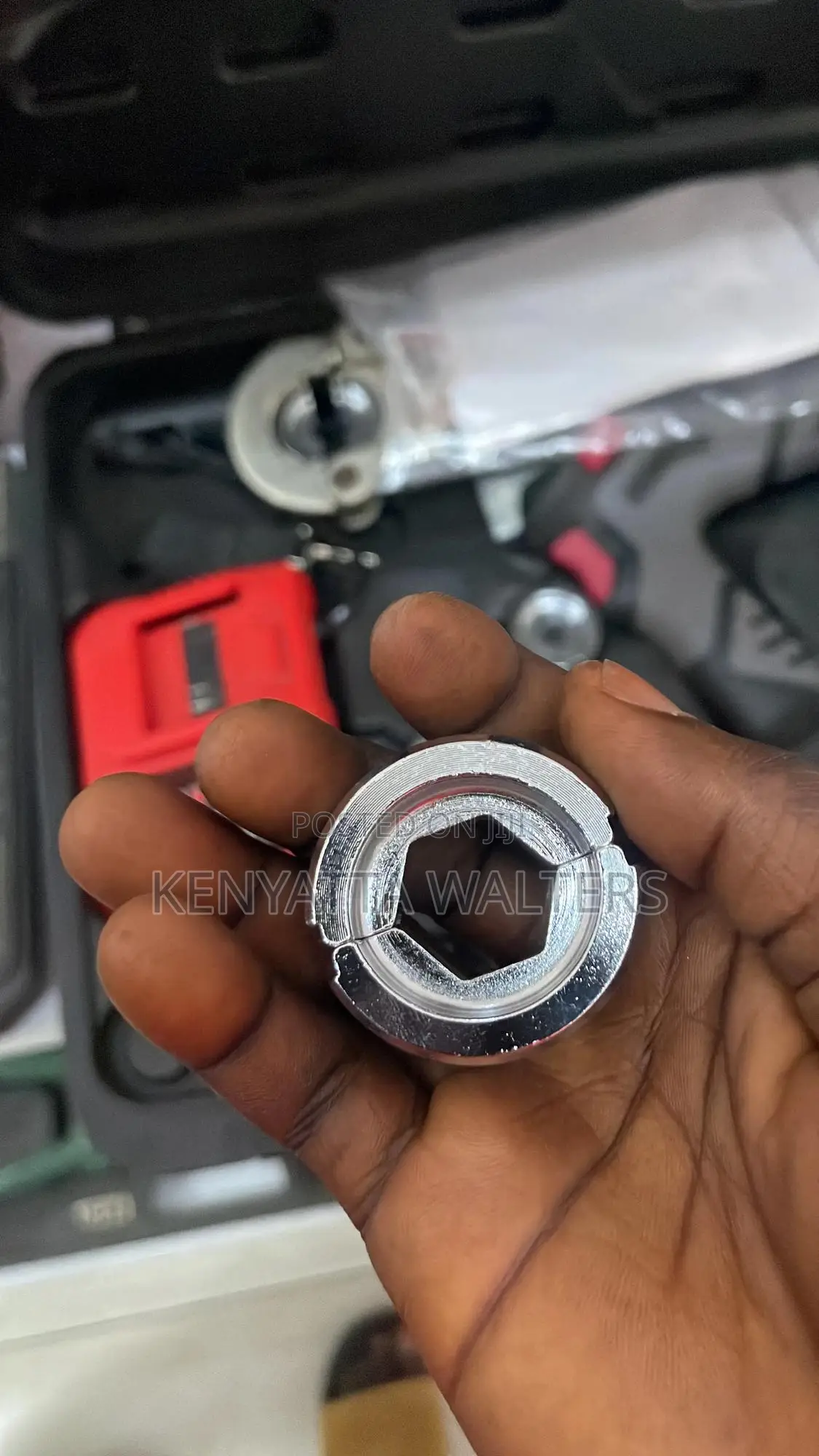 Lithium-Ion Cordless Hydraulic Crimping Tool