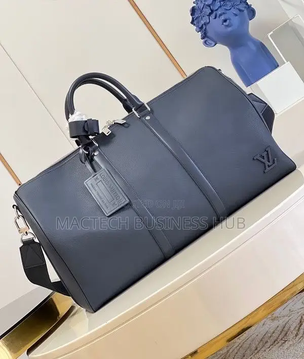 Traveling Bag