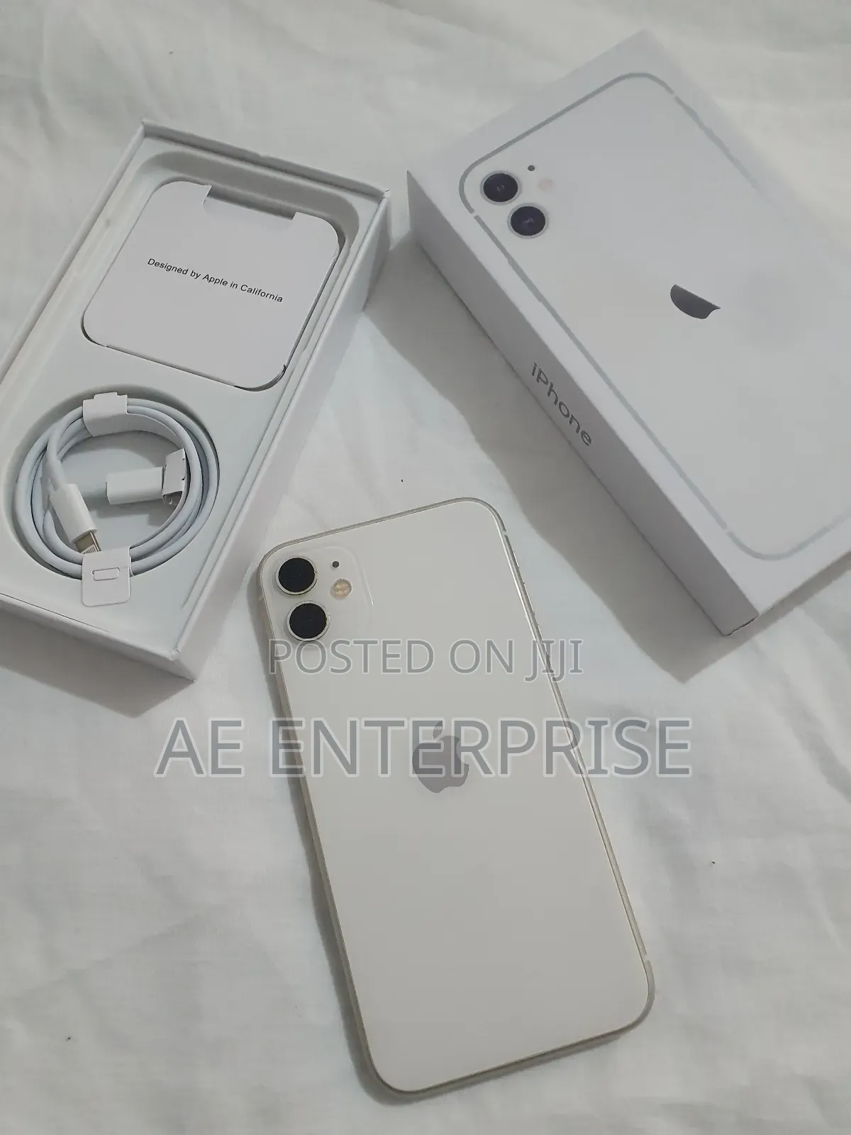 New Apple iPhone 11 128 GB White