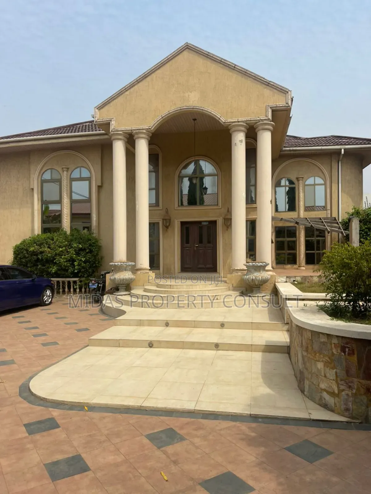 6bdrm House in Regimanuel Estates, Spintex for sale