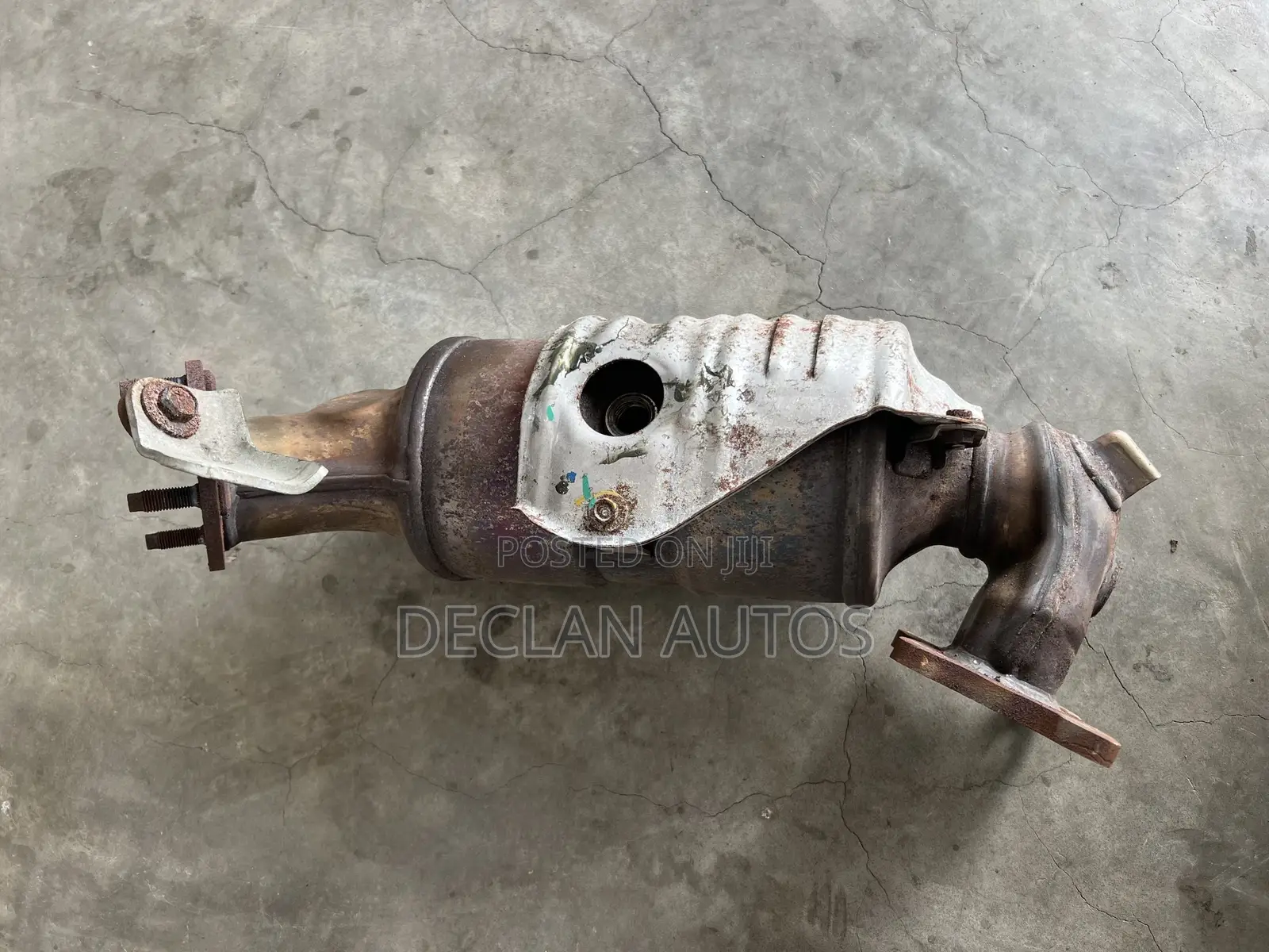 Honda Civic 2016 Converter