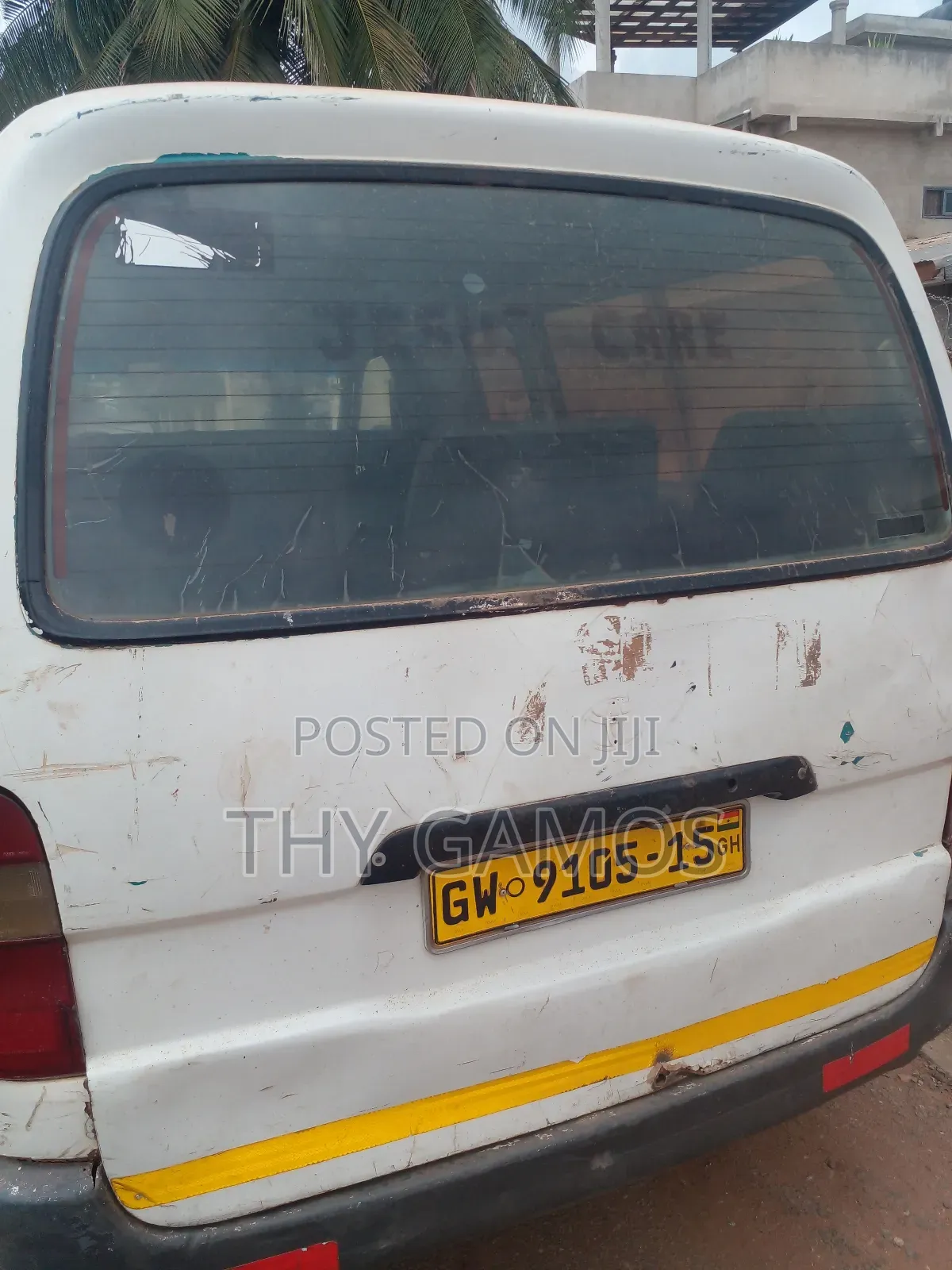 Toyota HiAce 1998 White