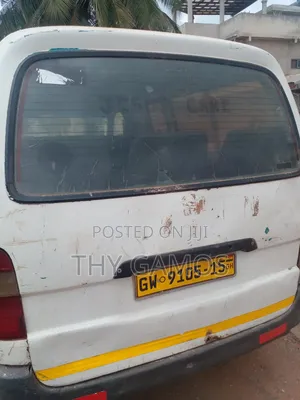 Toyota HiAce 1998 White