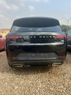 Land Rover Range Rover SE 2024 Black