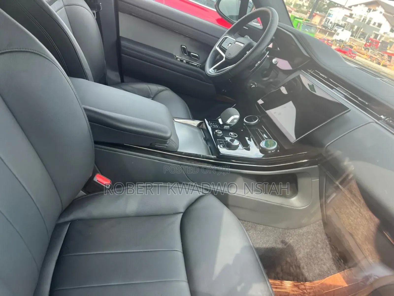 Land Rover Range Rover SE 2024 Black