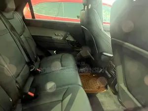 Land Rover Range Rover SE 2024 Black