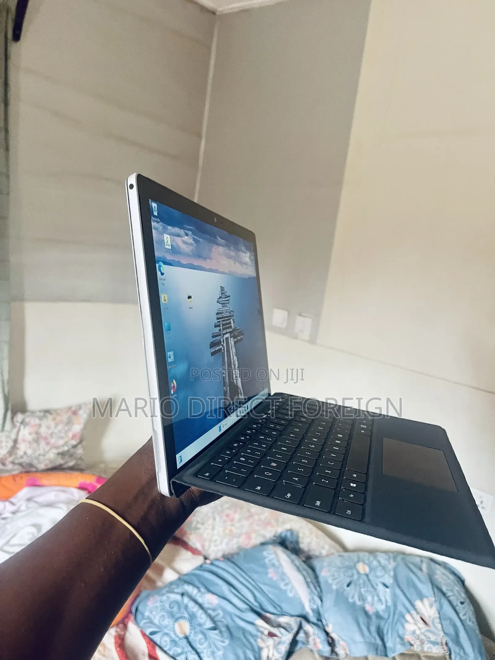 New Laptop Microsoft Surface Pro 7+ 8GB Intel Core i5 SSD 256GB