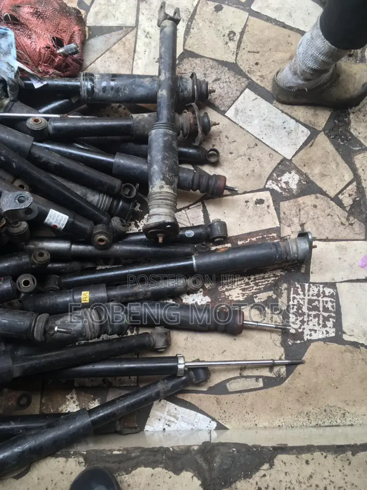 Back Shocks for All Cars Original Homeused Available