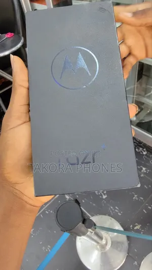 New Motorola Razr 5G 256 GB Black
