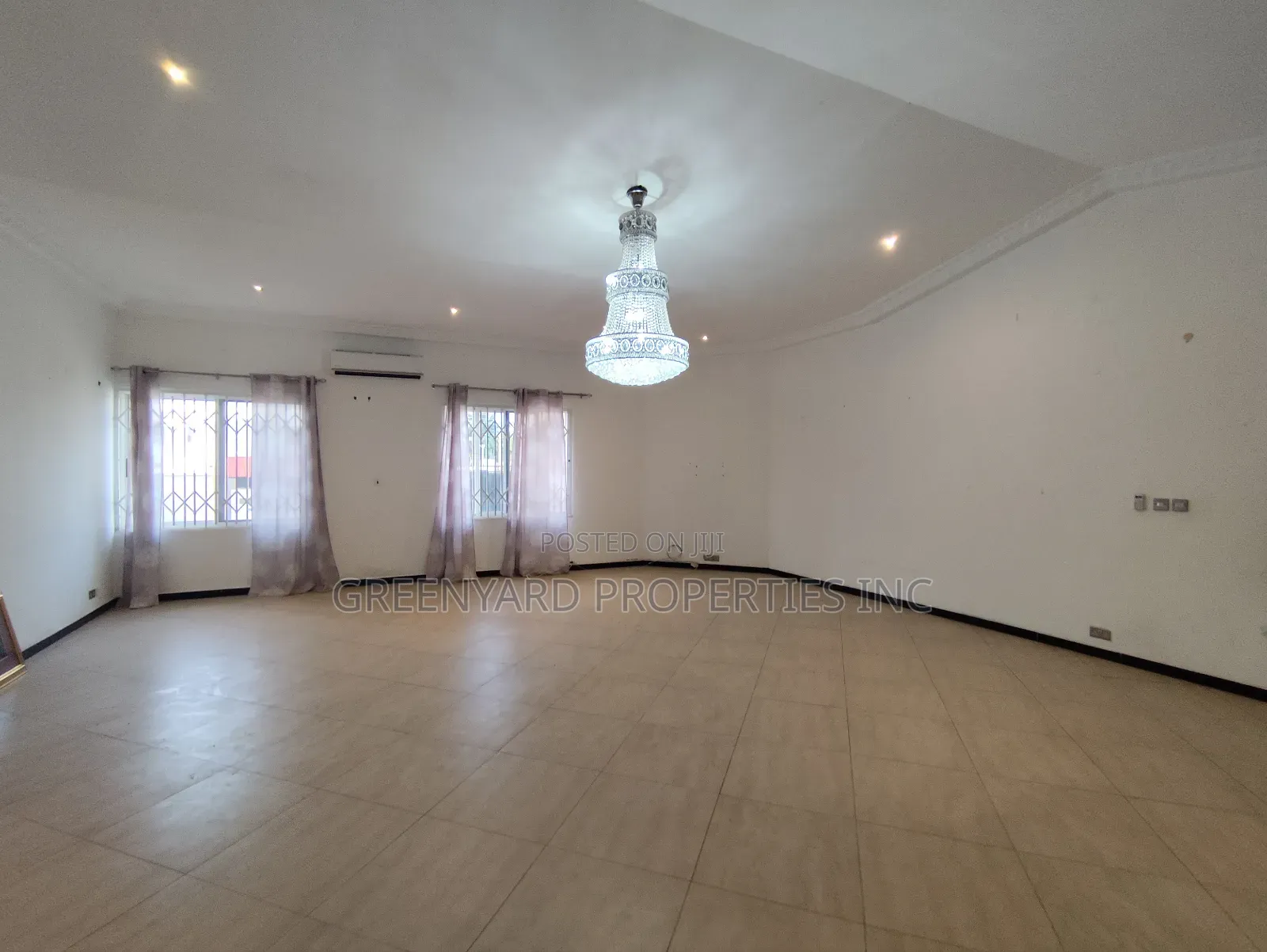 4bdrm House in A&C Mall, East Legon for rent