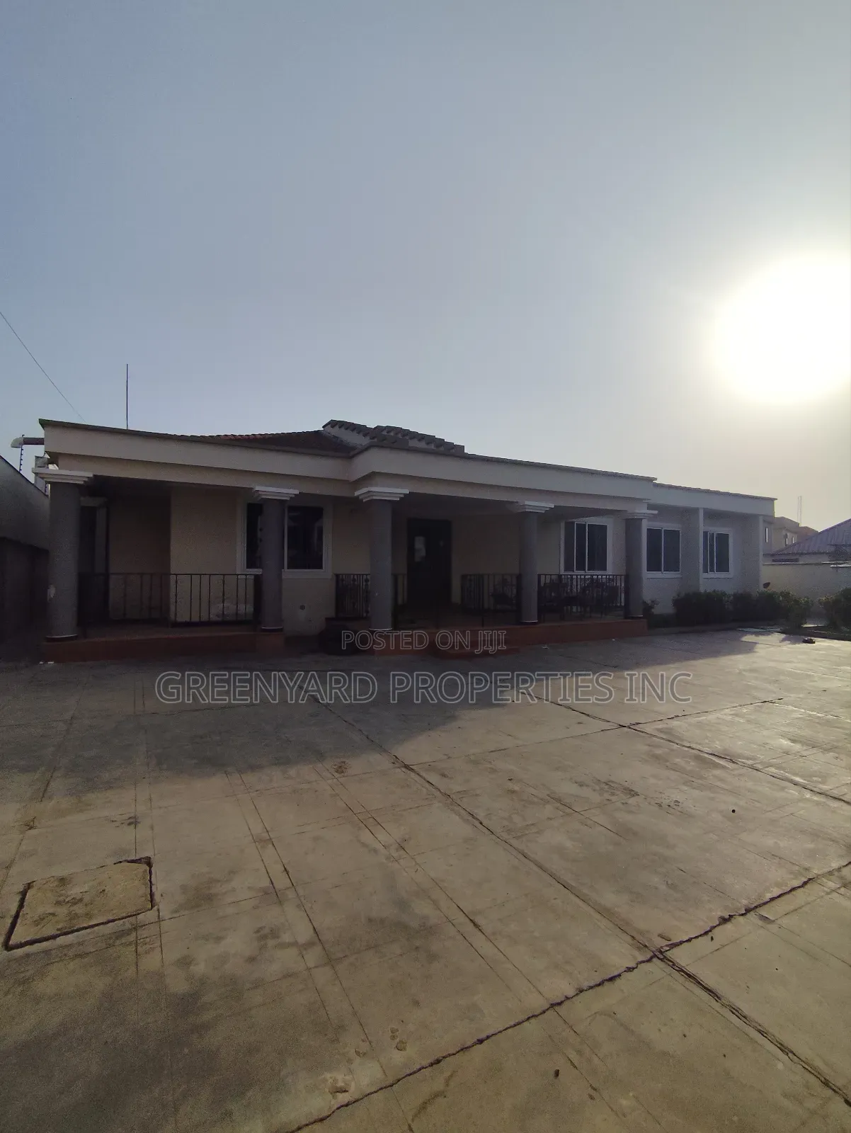 4bdrm House in A&C Mall, East Legon for rent