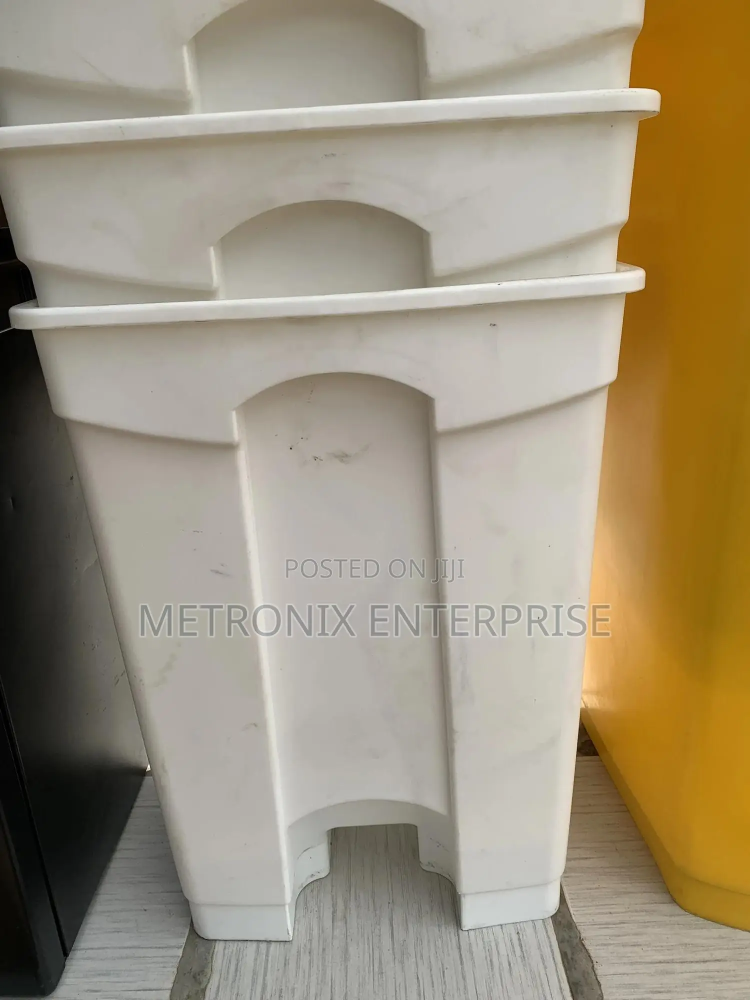 Dust Bins ,50L(Pedal)