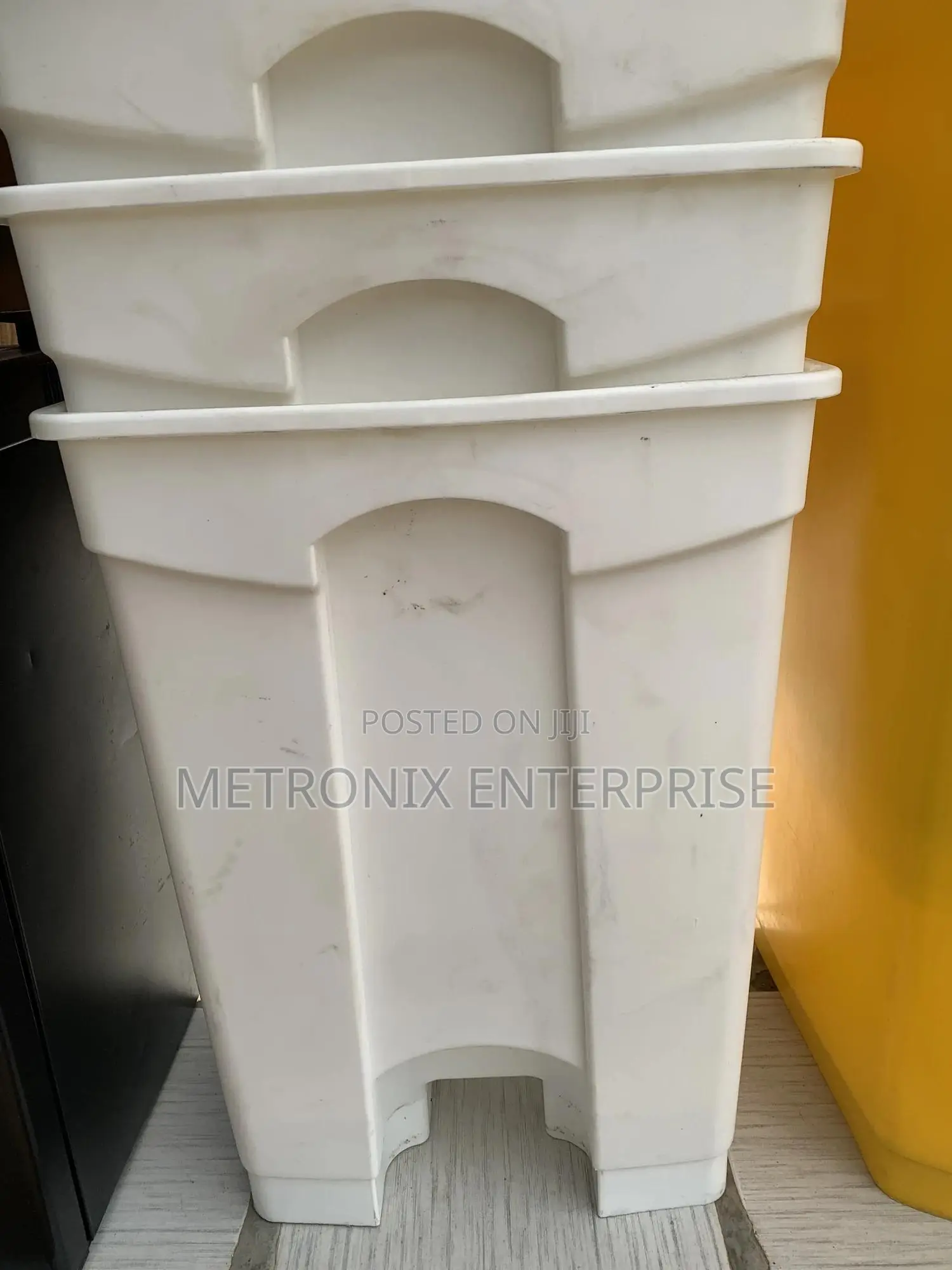 Dust Bins ,50L(Pedal)