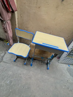 Kids Adjustable Study Desk/Study Table