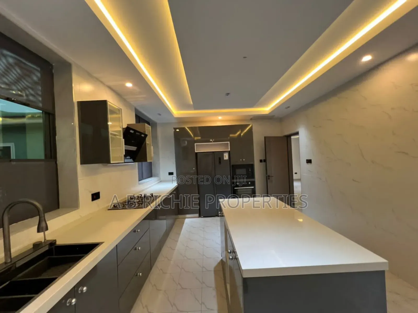 4bdrm Penthouse in Ab Richie Properties, West Legon for sale