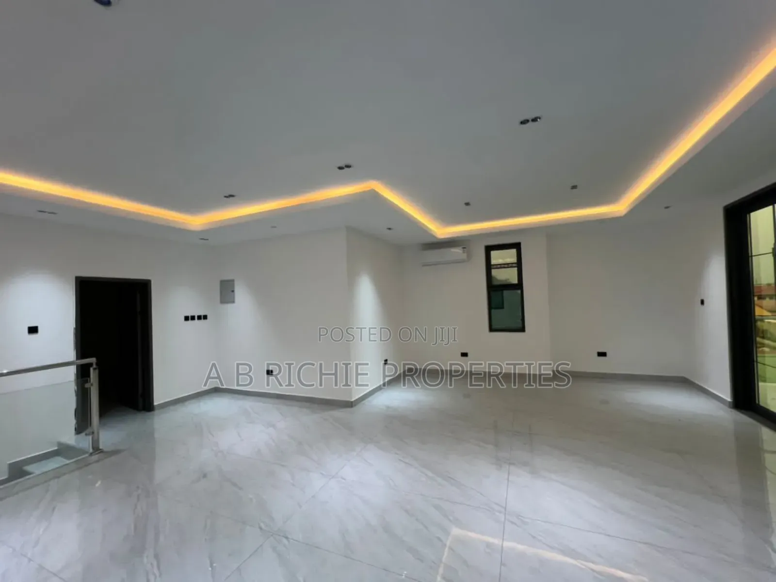 4bdrm Penthouse in Ab Richie Properties, West Legon for sale