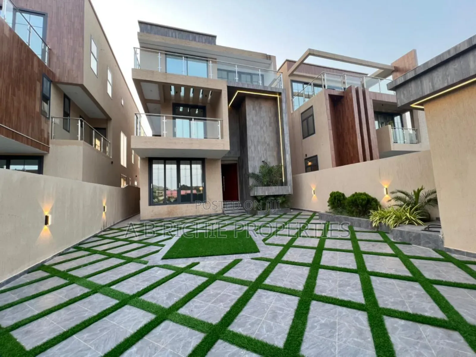 4bdrm House in Ab Richie Properties, West Legon for sale