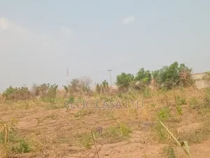 Land for Sale Inside Lakeside Estate