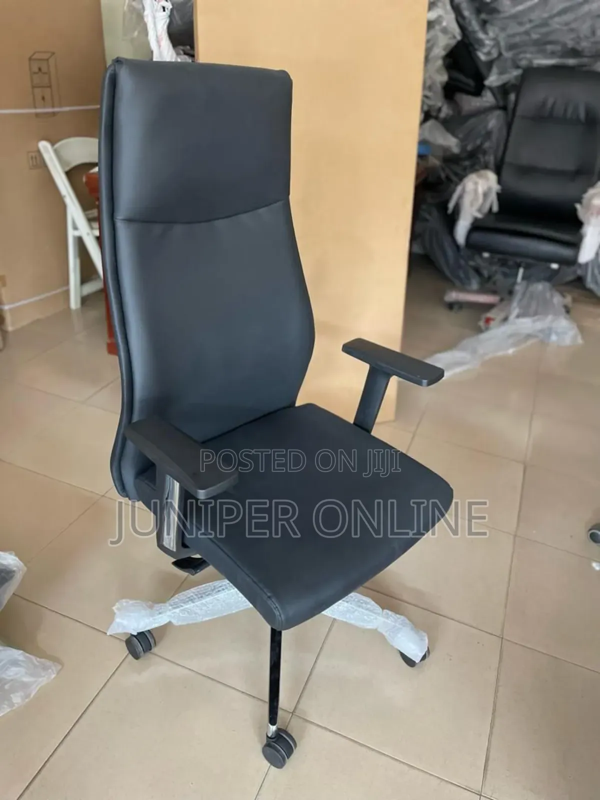 Swivel Chair Blackz Vart