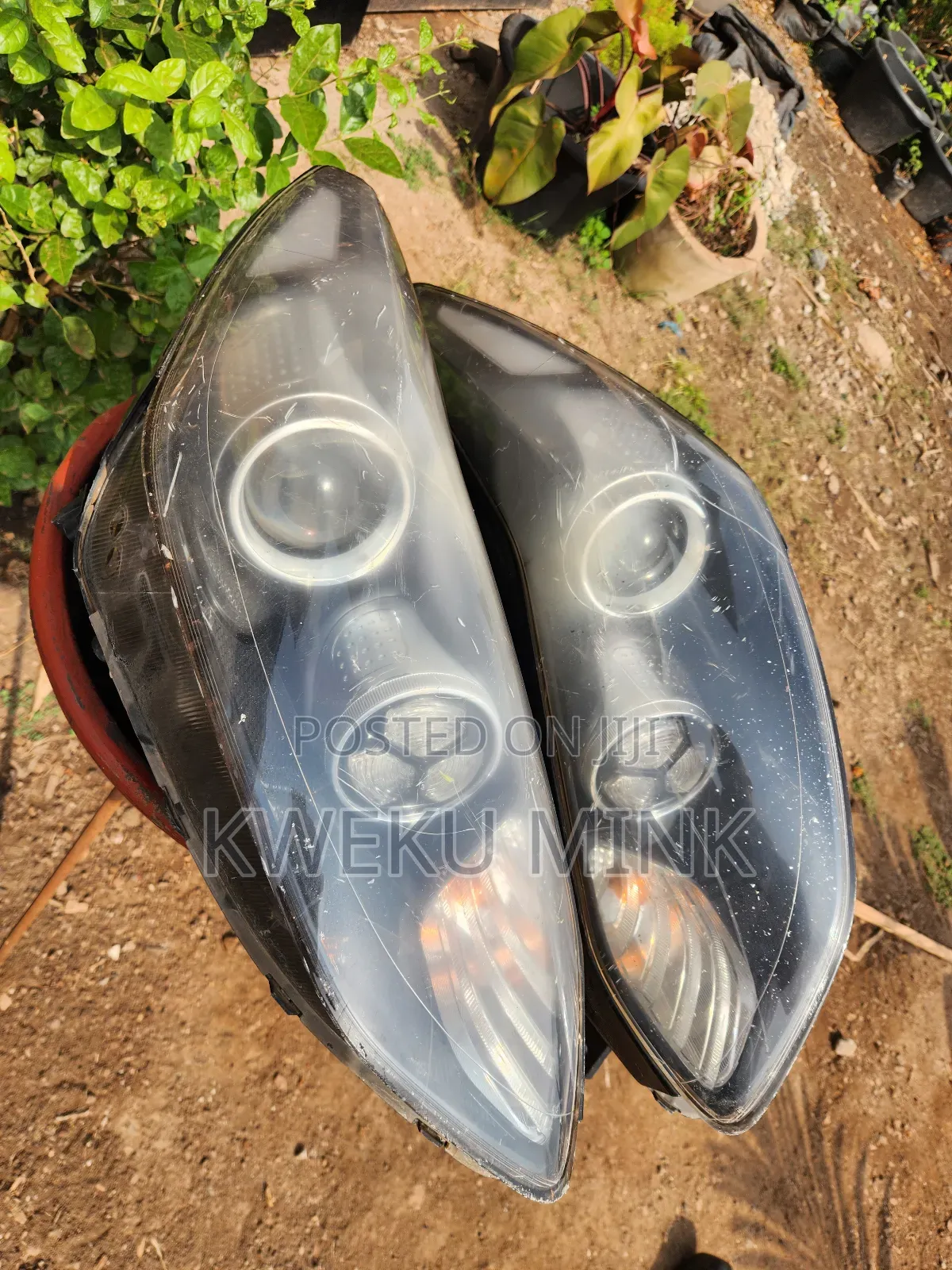 Kia Sportage Headlight
