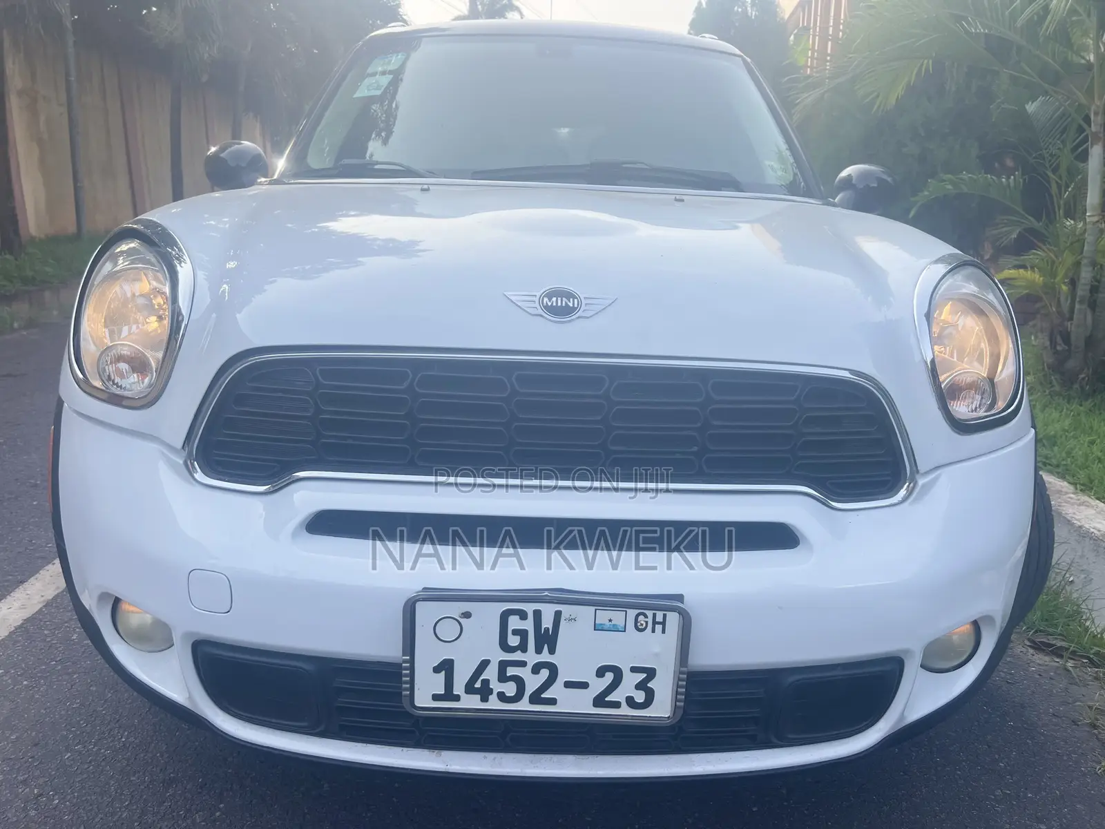 Mini Cooper 2dr Convertible (1.6L 4cyl 6M) 2014 White