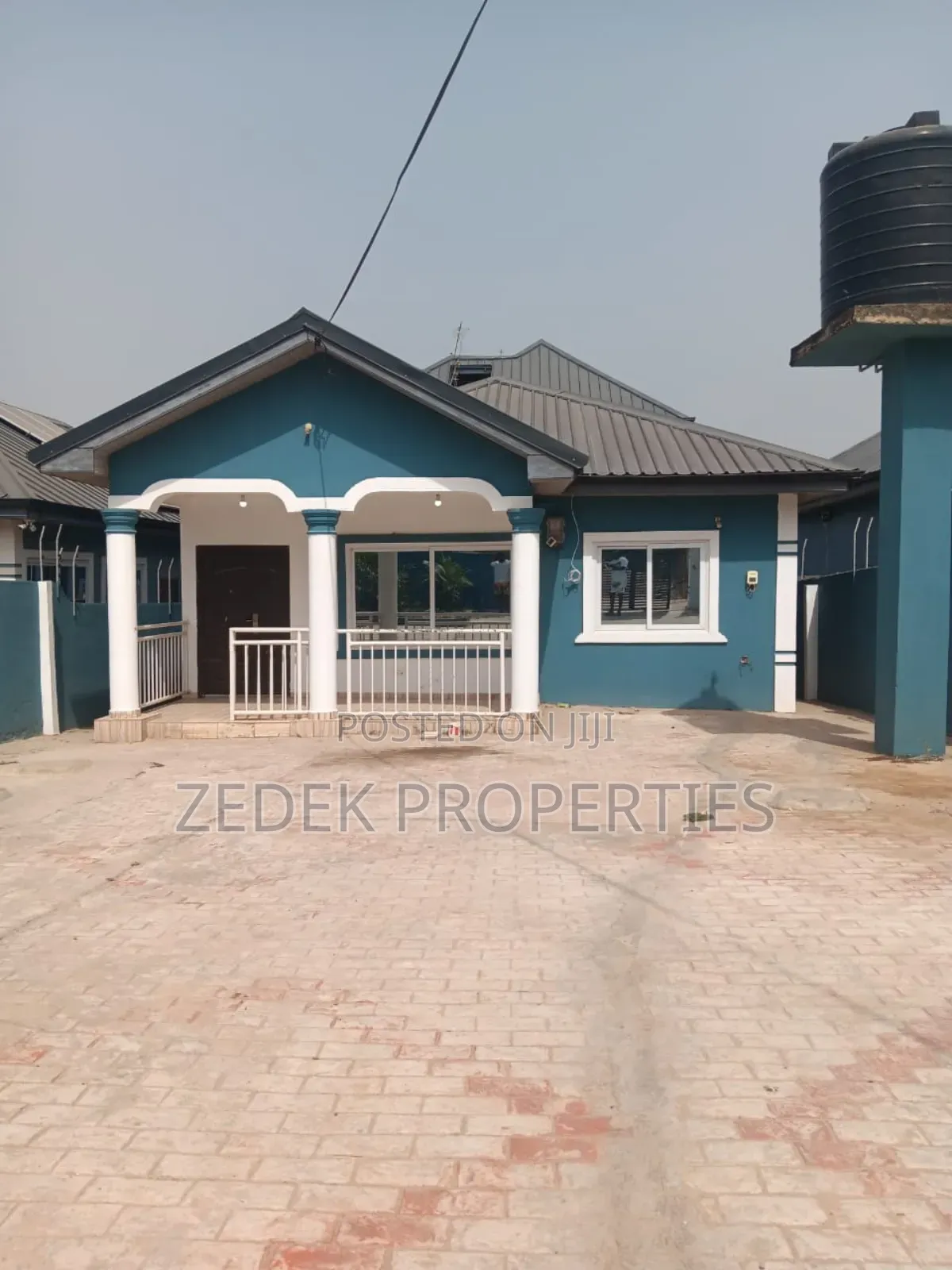 3bdrm Apartment in Kwabennya, Ga East Municipal for rent