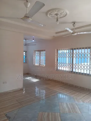 3bdrm Apartment in Kwabennya, Ga East Municipal for rent