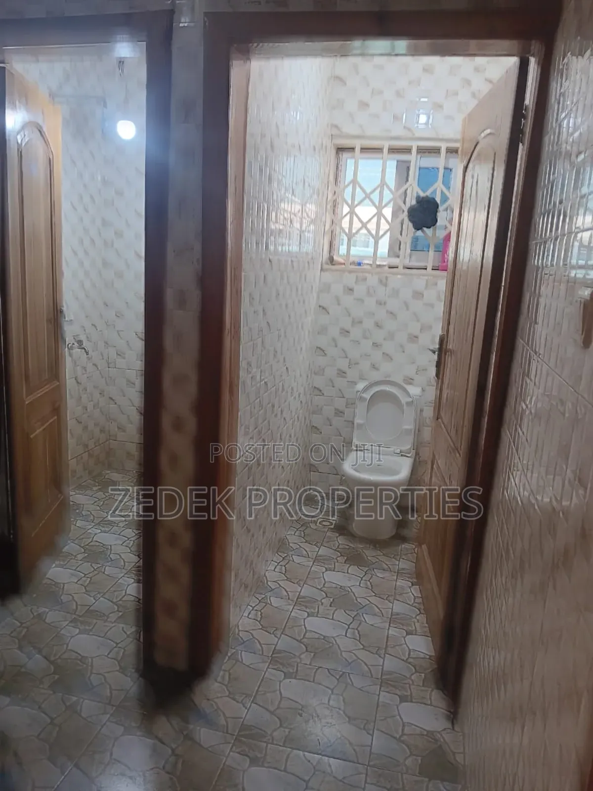 3bdrm Apartment in Kwabennya, Ga East Municipal for rent