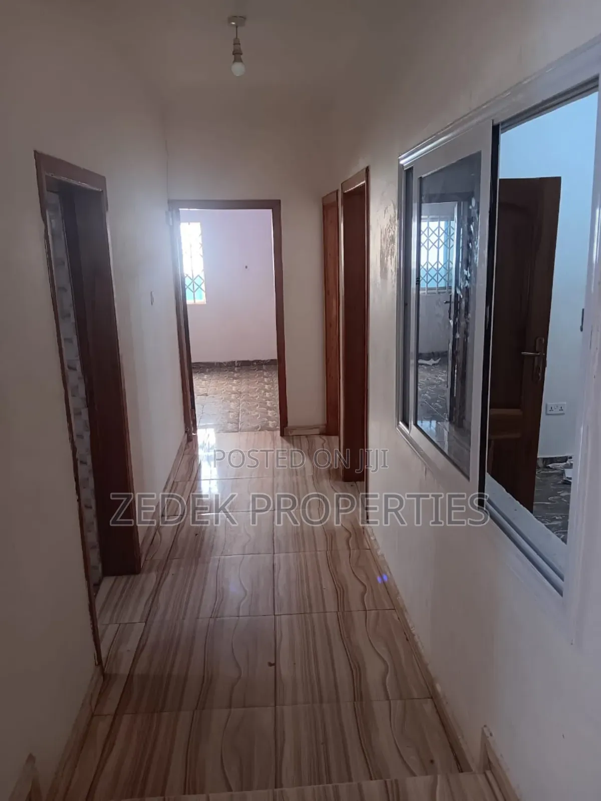 3bdrm Apartment in Kwabennya, Ga East Municipal for rent