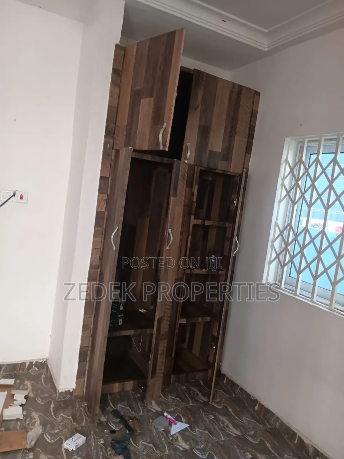 3bdrm Apartment in Kwabennya, Ga East Municipal for rent