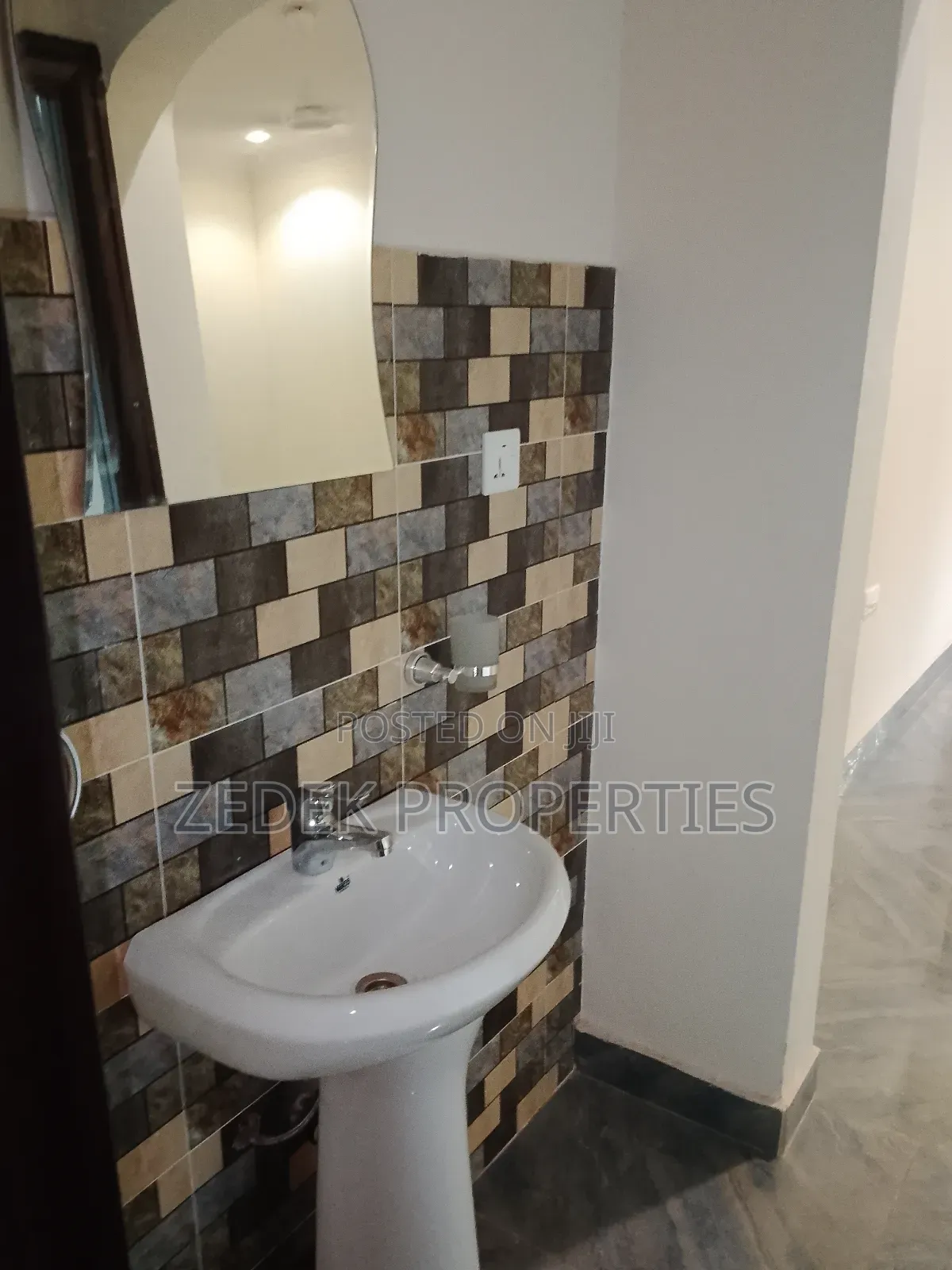 1bdrm Apartment in Kwabennya Acp, Ashomang Estate for rent