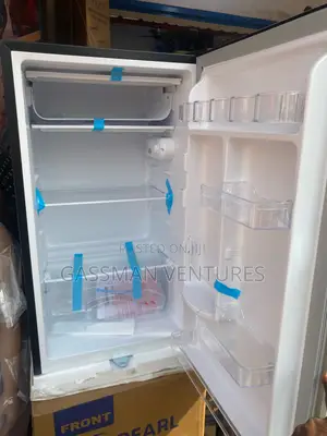 Pearl Table Freezer