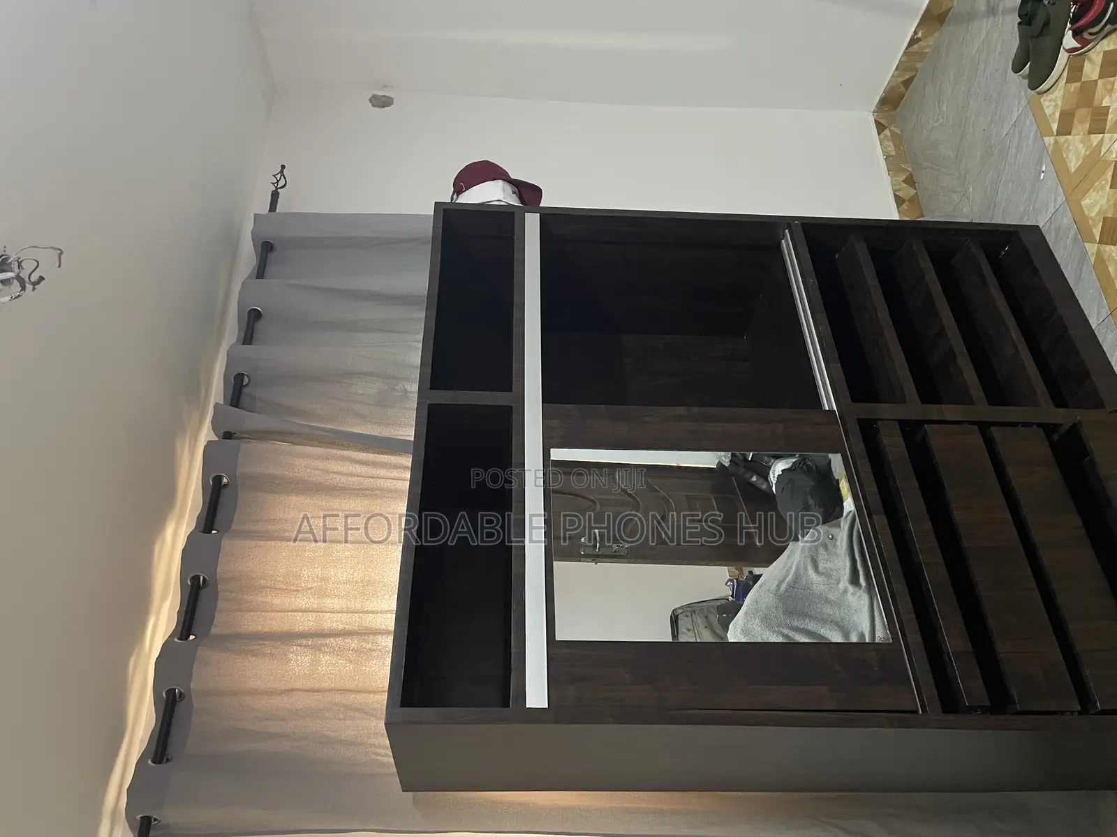Wardrobe With Shoe Rack