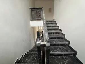 3bdrm House in Bee Decor & Homes, Old Ashomang for rent