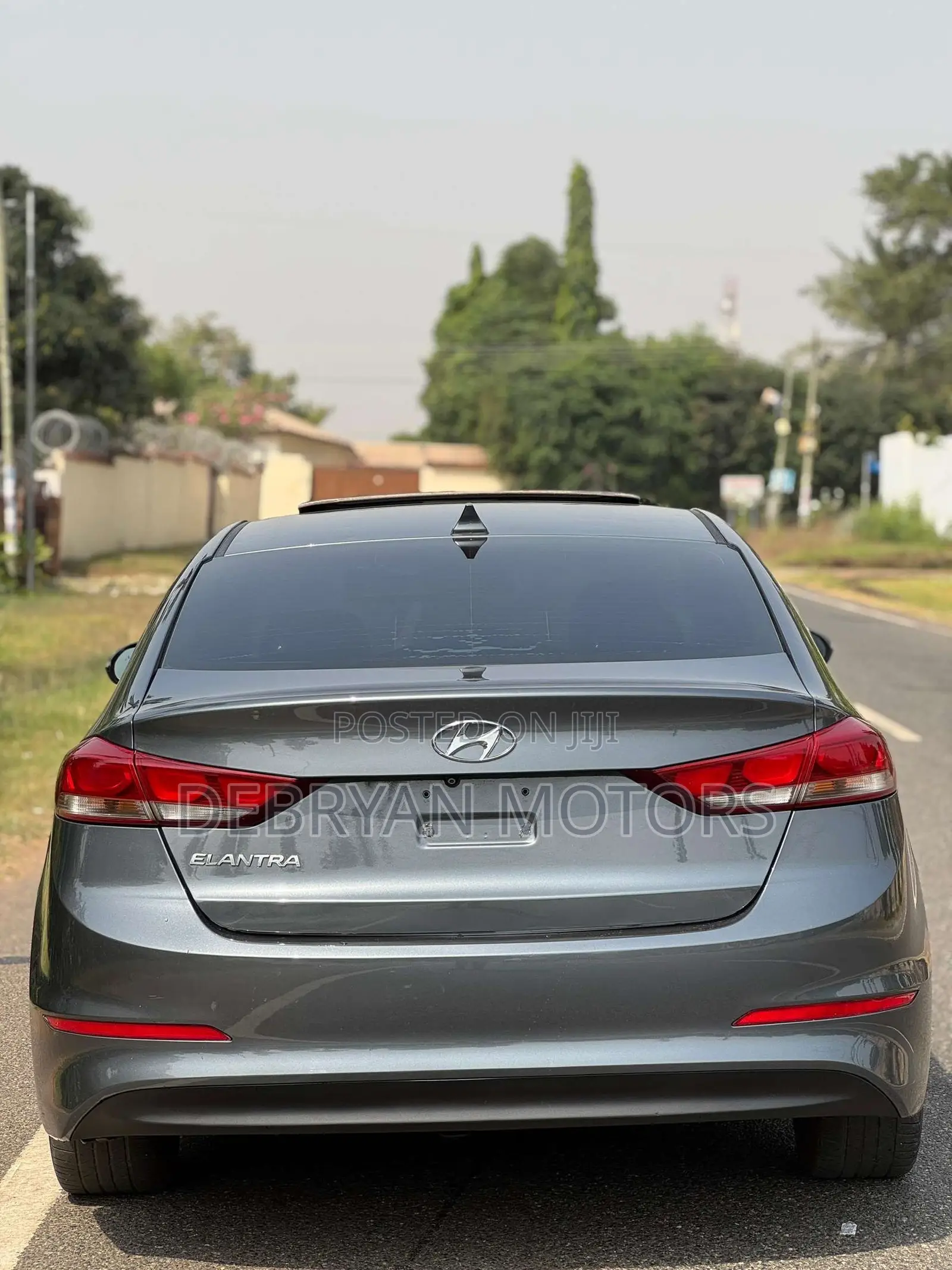 Hyundai Elantra Value Edition Sedan FWD (2.0L 4cyl 6A) 2017 Gray