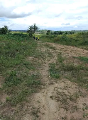 Get a Land That Will Revitalised Your Building Plans