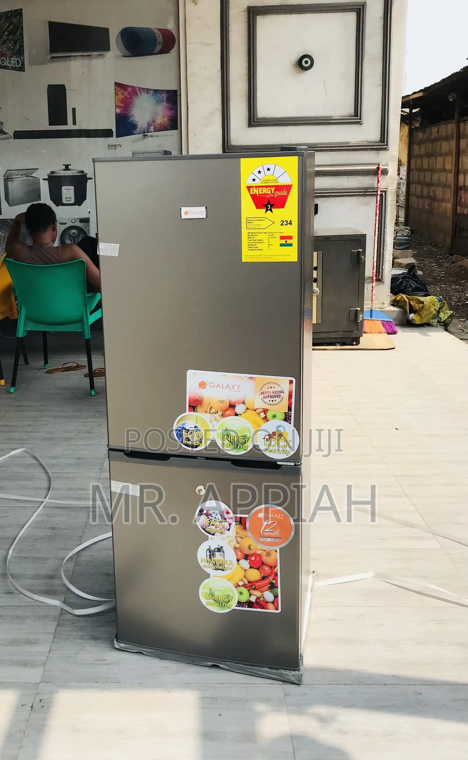 New Galaxy GLX-200bg Bottom Freezer Refrigerator.